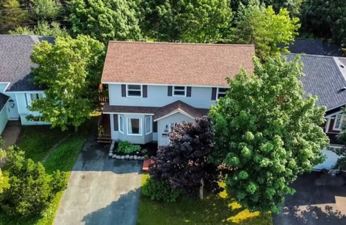 Mount Pearl House | Cozy Room: Nature, & City Life