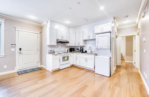 Arbutus Ridge House | Cozy two beds lower level suite in Vancouver West