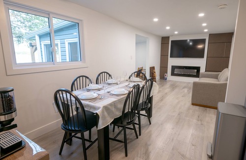 Trent Hills Cottage | Cozy Waterfront Retreat w/Sunroom | Perfect Short Stays