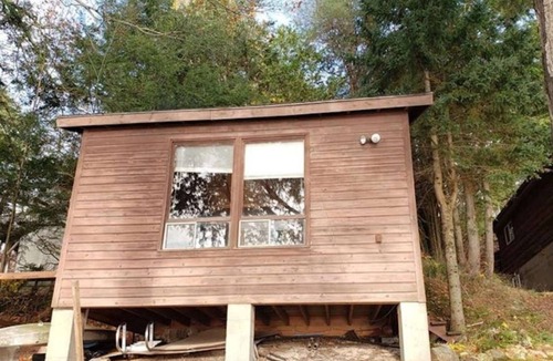 Broadbent Cottage | Crane's Landing - Three Bedroom Cottage, Sleeps 6