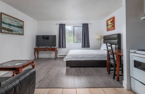 Crofton Hotel | Croftinn & Motel