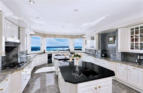 West Vancouver Villa | Cypress Panorama Royal Ski & City Escape