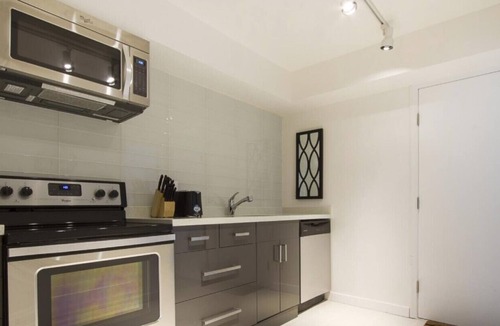 Strathcona House | D17 - 2 bedroom unit in Strathcona