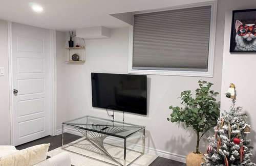 Guelph Apartment | Delightful 1-bedroom apartment with AC in vibrant Guelph