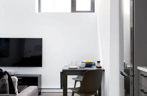 Arbutus Ridge Apartment | Designer 1 Bdr Furnished Suite - Arbutus/Kits/UBC