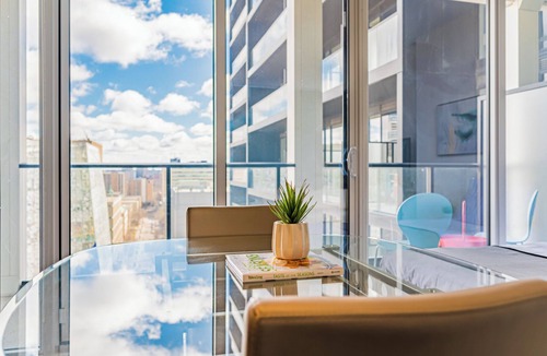Bay Street Corridor Condo | downtown core new condo Eaton Centre Yonge Dundas Square clear view open concept