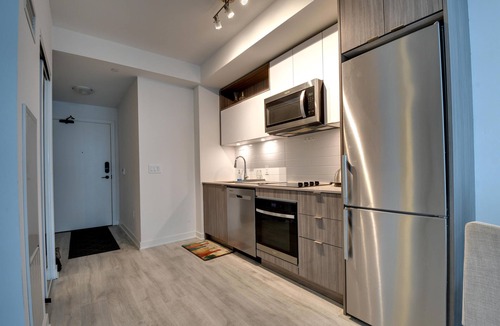 Old Town Apartment | Downtown one bedroom condo with lake and city view.
