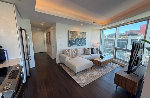 Downtown Halifax Apartment | Downtown waterfront 2 BR and 2 Bath with 6 appliances