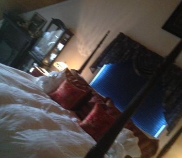 Central Okanagan Bed & Breakfast | Eagle's Nest B&B