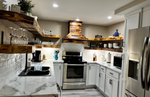 West End Apartment | East Coast Hideaway