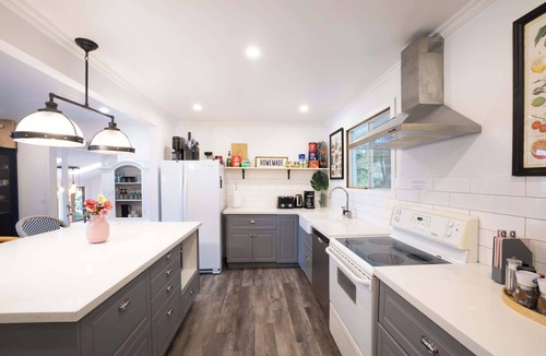Baysville House | Echo Lake Retreat, 5 BDRMS, Water Toys!