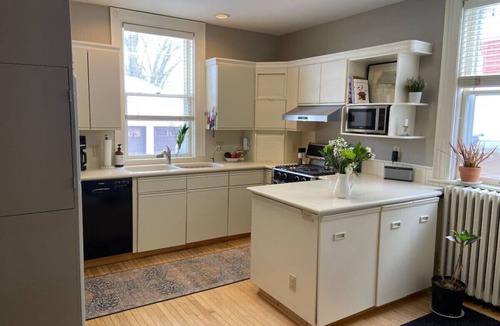 Meaford House | Eddie Manor: 1907 Gem in Downtown Meaford