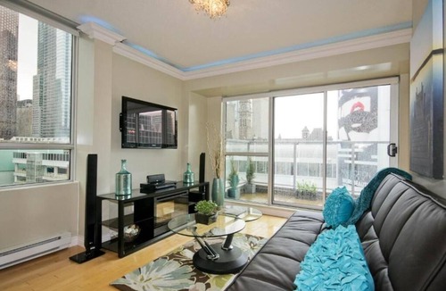 Downtown Toronto Apartment | Elegant Downtown Hotel Suite Near Eaton Centre