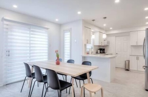 Whitby House | Entire Home | Toronto Hub | Therma SPA | 12 Guests | Dagmar | Sports Arenas