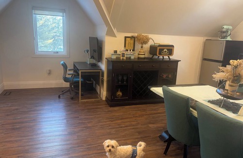 Caledon House | Entire private 1 bedroom apartment in Alton ont. A place to relax, pet friendly