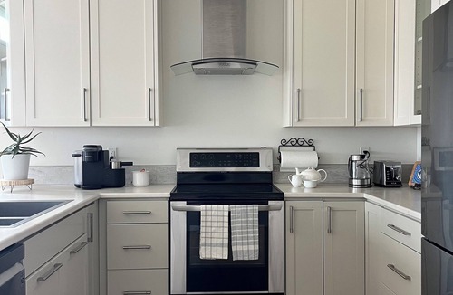 Grafton House | Escape the noise and unwind at the Bluebird Guest House