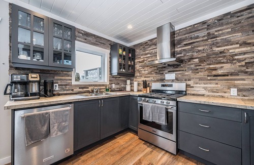 Lion's Head Cottage | Escarpment Edge Retreat | Lakefront | Boat Slip | Hot Tub