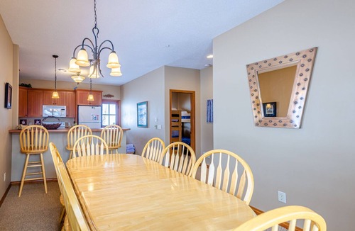 Sun Peaks House | Excellent multi level 3 bedroom townhouse with easy access to nearby runs and lift