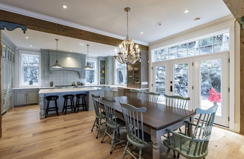 Dorset Cottage | Exceptional 7 bed 5 bath cottage on Lake of Bays with captivating sunset views