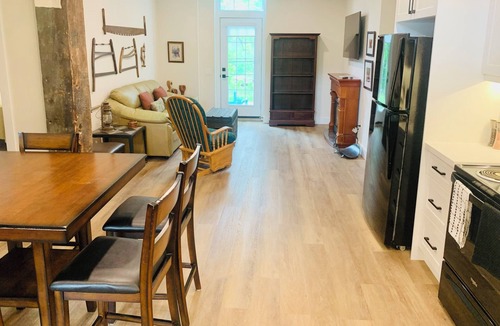 Burk's Falls House | Fall’s View Legacy | Sleep 22+