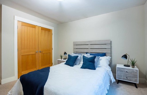 Canyon Heights House | Family-friendly Guest Suite w A/C & Playground