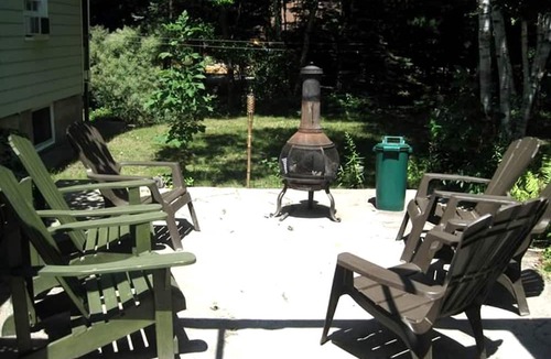 Wasaga Beach Cottage | Family-Friendly Cottage Rental for Eight Guests in Wasaga Beach, Ontario