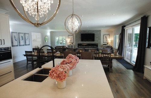 Novar Cottage | Featured on TV 2026! Large Luxury Muskoka Waterfront Lakehouse ~ Winsley Cottage