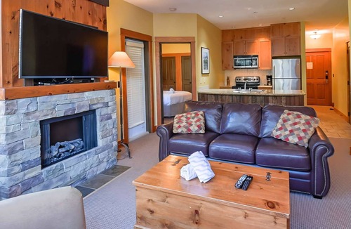 Fernie Condo | Fernie - Timberline Lodges Juniper #620