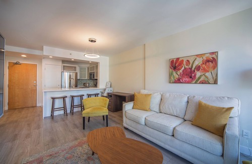 Coal Harbour Condo | ⚽ FIFA World Cup 2026 | Furnished Coal Harbour Condo | Parking Included