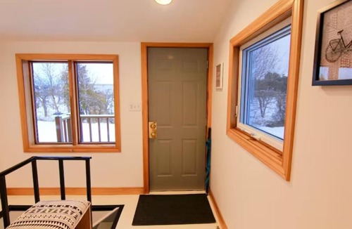 Lincoln Cottage | Finally the Perfect Escape in Niagara!