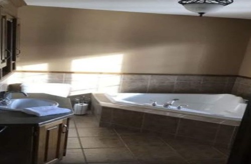 Deer Lake House | Fortnight Chalet Vacation Rentals in Deer Lake