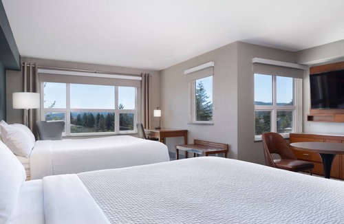 Langford Hotel | Four Points by Sheraton Victoria Gateway