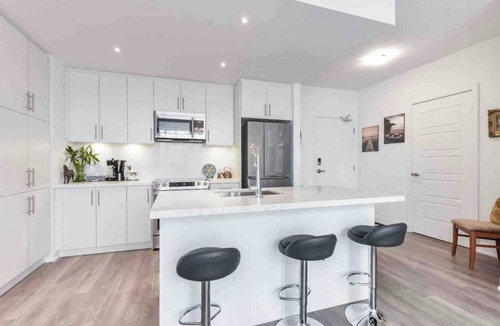 Innisfil Condo | Friday harbour Aquarius 2 bedroom Condo Lake Simcoe