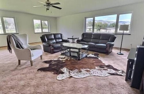 Okanagan-Similkameen House | Full Family home on Vineyard Estate