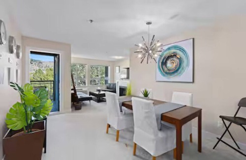 North End Condo | Fully furnished Condo downtown Kelowna