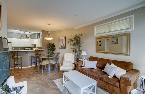 North End Condo | Garden level getaway at Discovery Bay