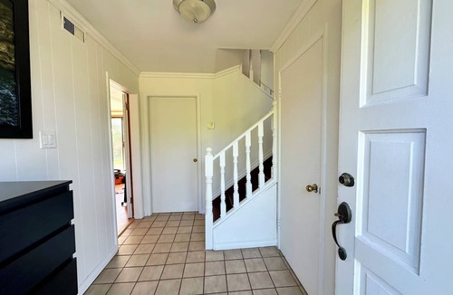 Richmond House | Garden Suite 2 Bedrooms with a Private Bathroom near Airport & Mall