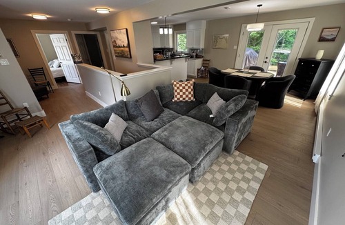 Mahone Bay Apartment | Getaway to Mahone Bay Nova Scotia