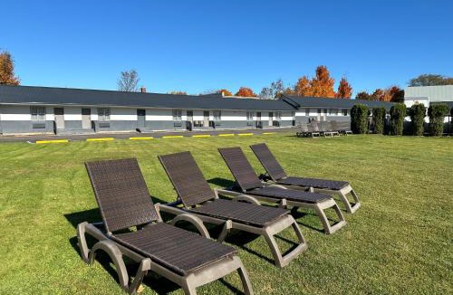 Truro Hotel | Glengarry Extended Stays