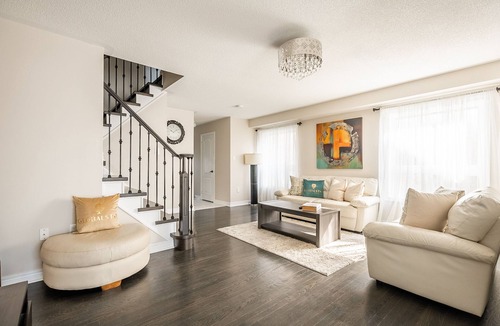 Sharon Apartment | GLOBALSTAY. Modern 3 Bedroom House in Newmarket