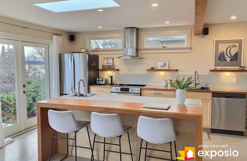Union Bay House | Gorgeous Ocean View: West Coast Modern One Bedroom House.