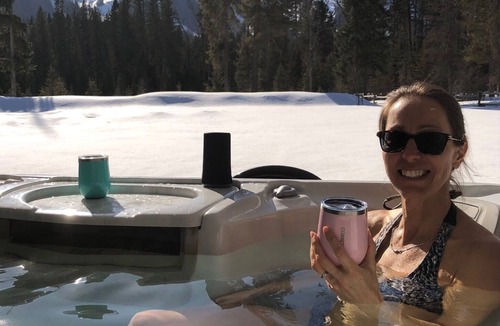 Fernie House | Gorgeous Views-Great Location-Rural Mountain Retreat-Hot Tub-Breakfast Available