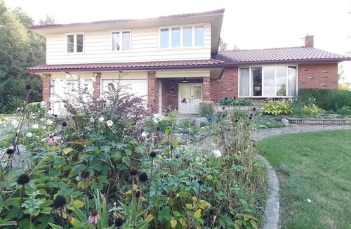 Dashwood House | Grand Bend Cottage. Private 26 acres of magical landscape & exclusive pond.