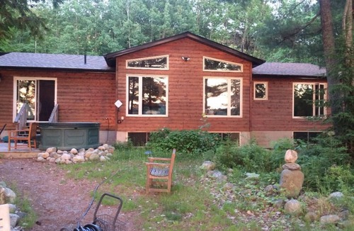 Baysville Cottage | Grandview Lake cottage, July and or August Private luxury 500 feet waterfront