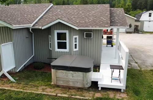 Reidville Apartment | Great for couples - The Riverview Suite