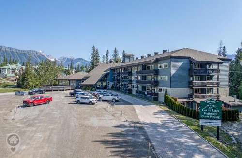 Fernie Apartment | Griz Inn by StayIn