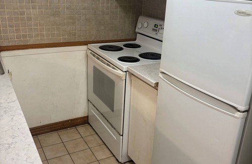 Wychwood House | Ground-Floor Accessible Townhome 1-Bedroom Apartment in Downtown Toronto
