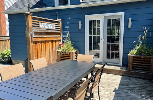 Burlington House | Hager House - Charming retreat downtown Burlington