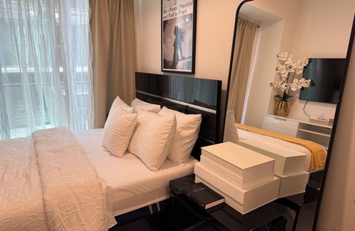Toronto House | Havilah’s place for comfort and peace stay. Close to Donmil mall and recreation.