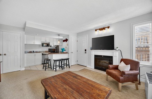 Craigleith Condo | Heavenly Hideaway | Pool, Shuttle & Cozy Patio